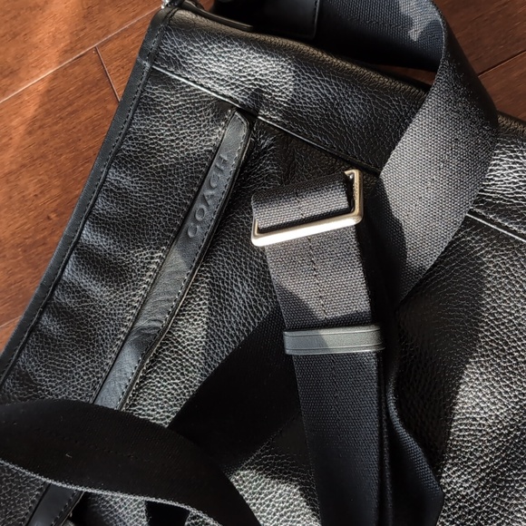 Coach crossbody bag for men - Picture 2 of 5